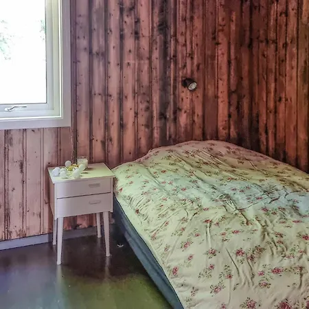 Дом отдыха 3 Bedroom Stunning In *